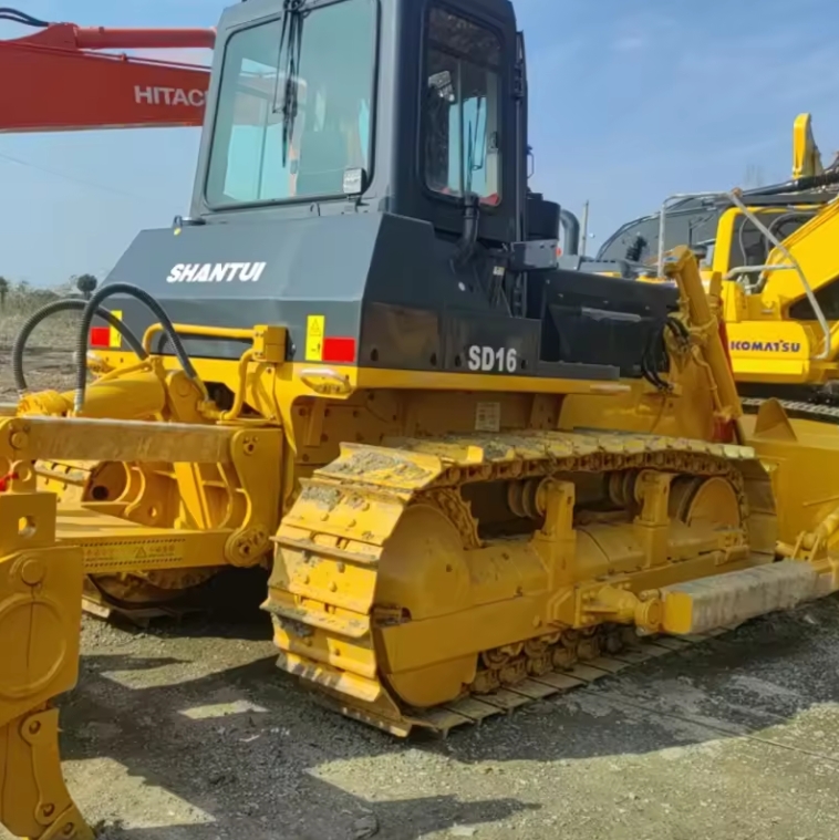 Shantui SD32 Bulldozer